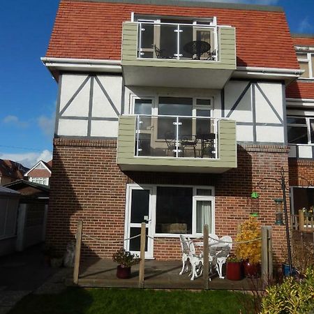 Gables Court Holiday Apartments Swanage Eksteriør billede